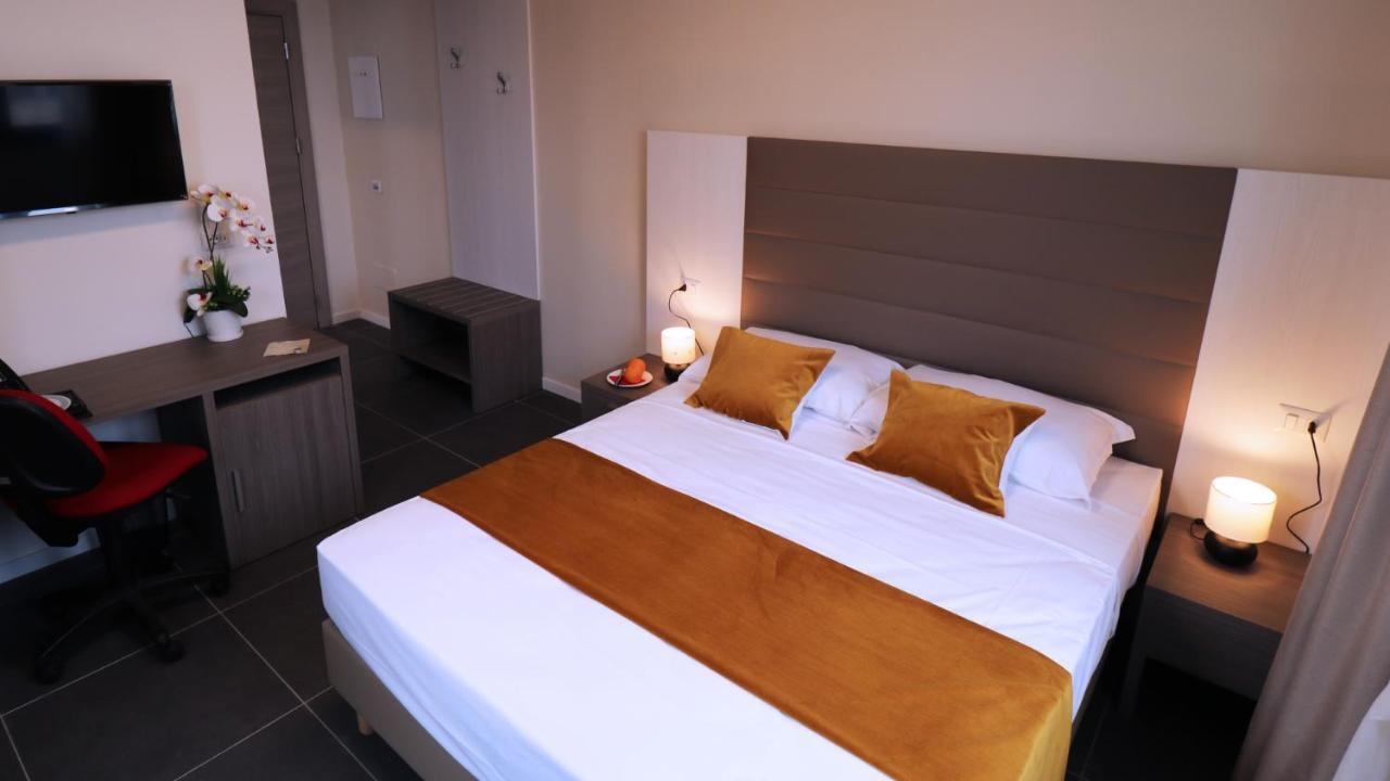 Blu Hotel Buccinasco Ngoại thất bức ảnh